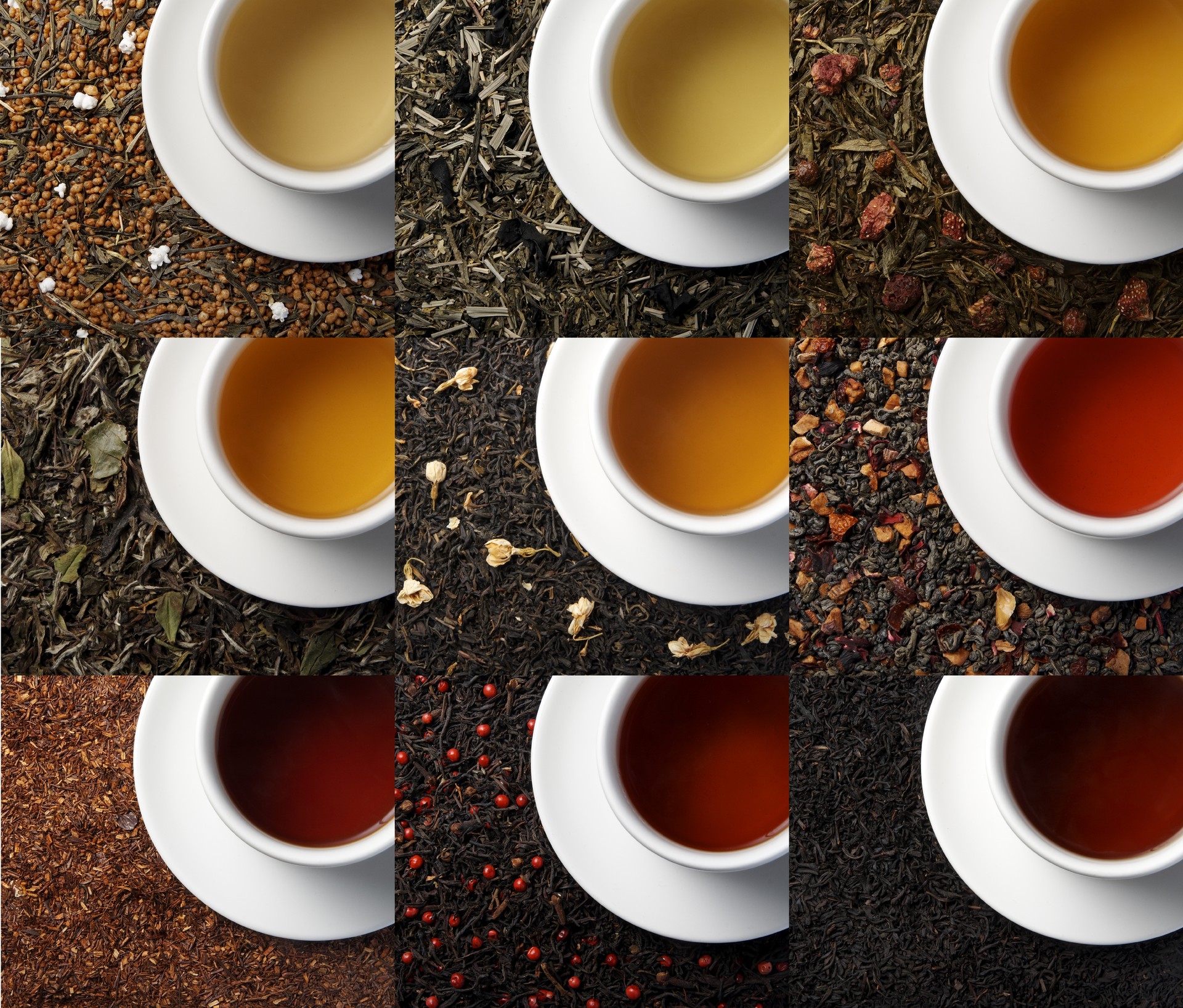 Mix of loose leaf teas and colors